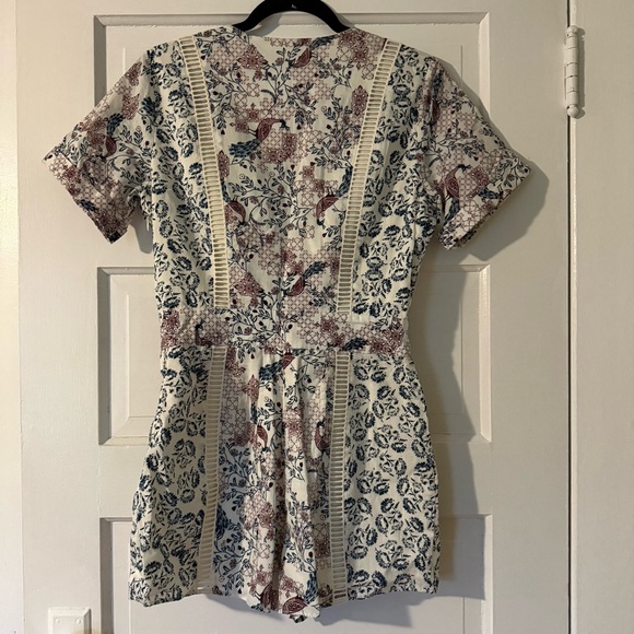 NWOT Tularosa Rowley Floral Romper - Picture 3 of 7
